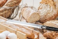 Laguiole Style De Vie Broodmes Zwart 10 Laguiole Style De Vie Broodmes Zwart -Kookwaren Verkoop Broodmes Laguiole zwart sf gr 6