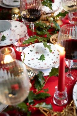 Studio Tavola Kerstservies - Porselein - Rood - 18-delig / 6 Personen -Kookwaren Verkoop HIT Kerstservies sfeer rood 10