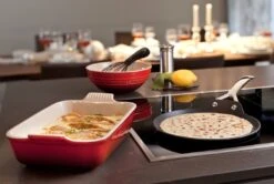 Le Creuset Pannenkoekenpan Les Forgées TNS - ø 28 Cm - Standaard Anti-aanbaklaag -Kookwaren Verkoop le creuset pannenkoekenpan sfeer